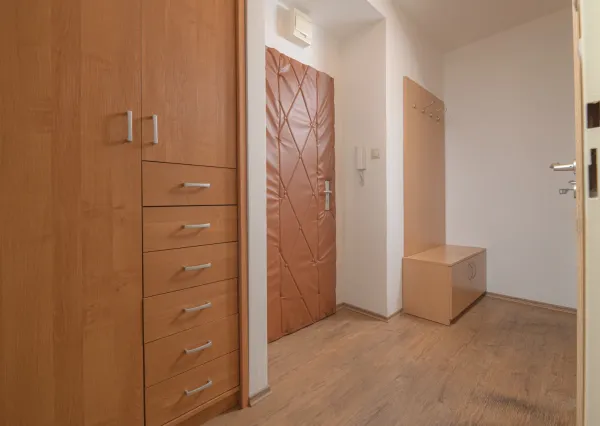 Na predaj 1-izbový byt na ul. 28. OKTÓBRA - Trenčín