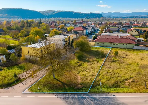 Na predaj pozemok v Trenčíne - Opatová nad Váhom