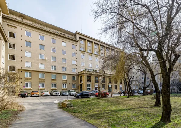 Na predaj 2-izbový byt s výnimočnou 60 m² terasou na Miletičovej v Bratislave