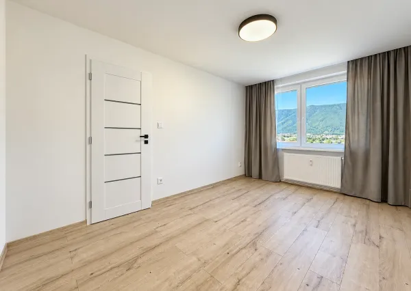 Na predaj štýlový 3-izbový byt v centre Vrútok