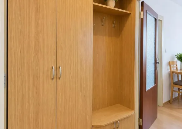 Na predaj 1-izbový byt v Bánovciach nad Bebravou – sídlisko Dubnička