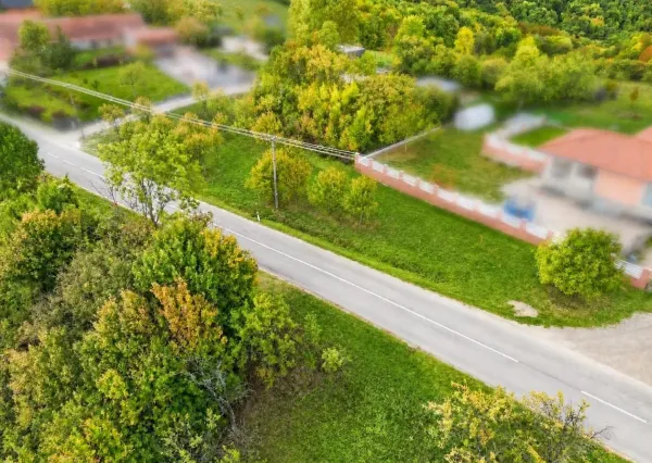 Na predaj stavebný rekreačný pozemok pod Vršatcom – Horné Dúžavy, Vršatské Podhradie