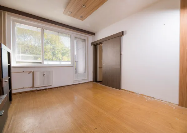Na predaj 2-izbový byt, Trenčín - Juh