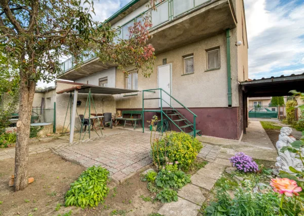 Na predaj rodinný dom s potenciálom podľa vašich predstáv len 20 minút od  Bratislavy, Veľký Biel