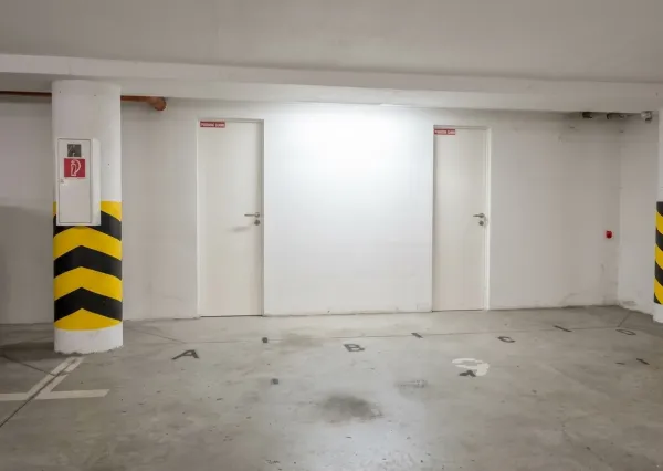 Na predaj garážové státie v Bratislave – Petržalke, Údernícka ulica