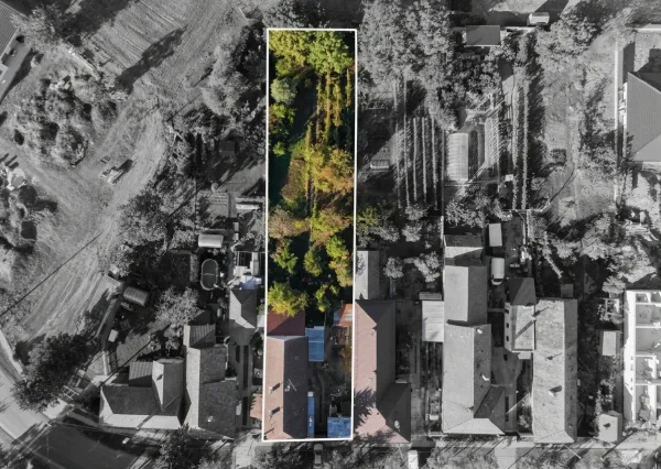 Na predaj priestranný rodinný dom s veľkým pozemkom v obci Dlhá nad Váhom
