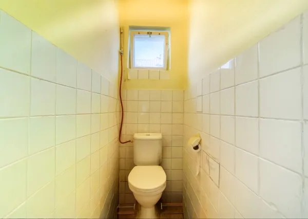 Na predaj priestranný rodinný dom s veľkým pozemkom v obci Dlhá nad Váhom