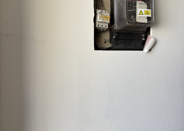 Na predaj garáž s elektrickým pripojením v Ružinove