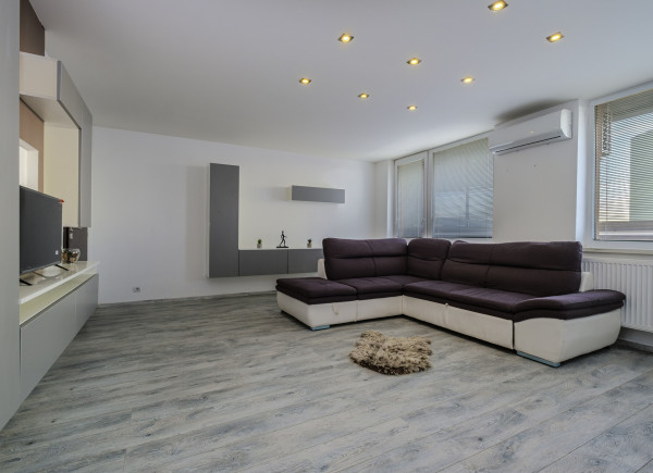 Na prenájom 3-izbový, zariadený a klimatizovaný byt v časti Košice – Jazero