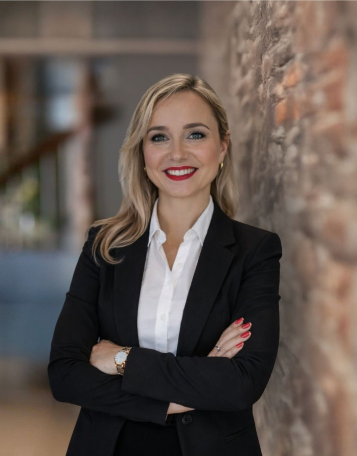 Mgr. Lenka Danišová