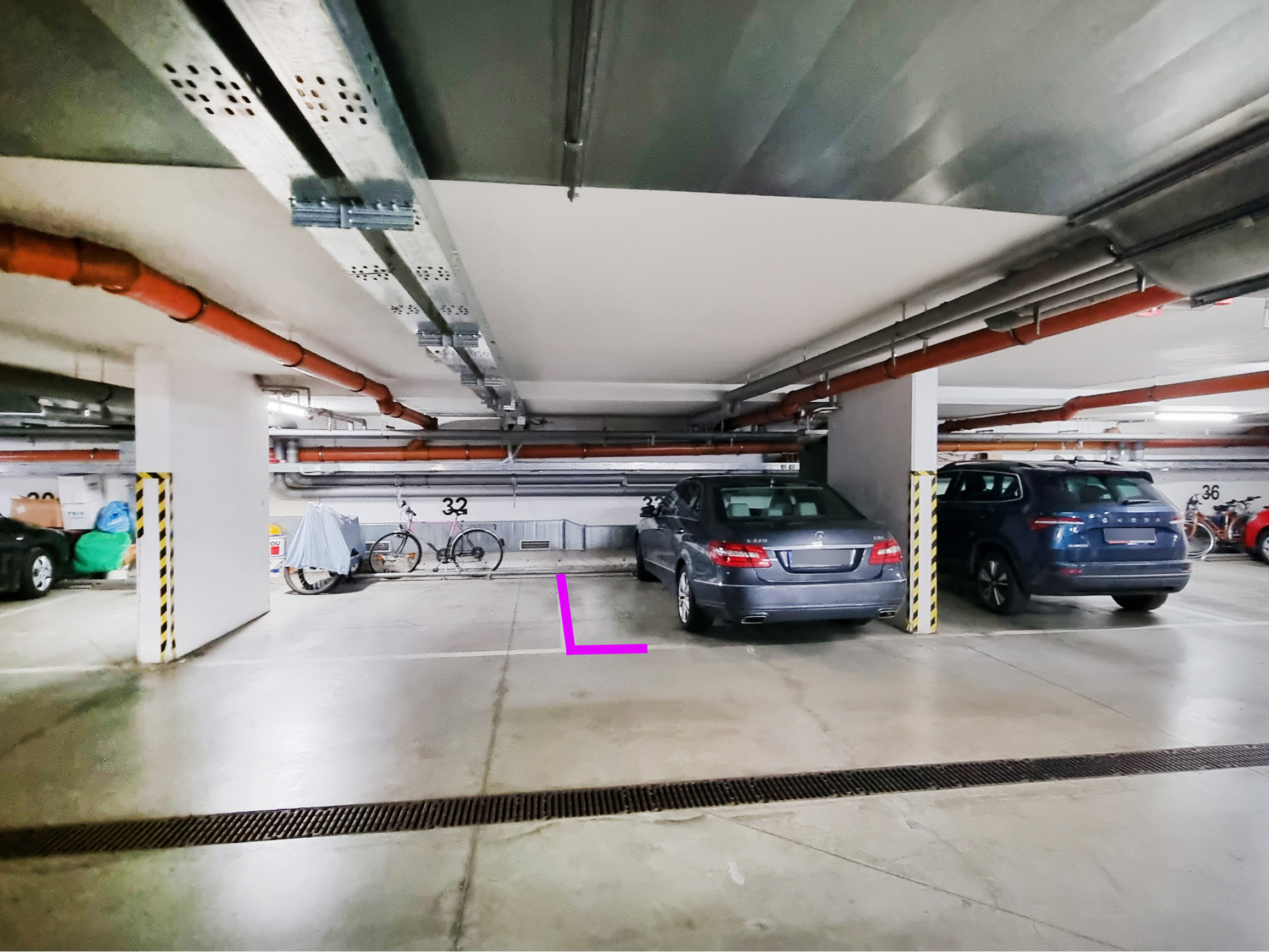 Na prenájom garážové státie v Šamoríne