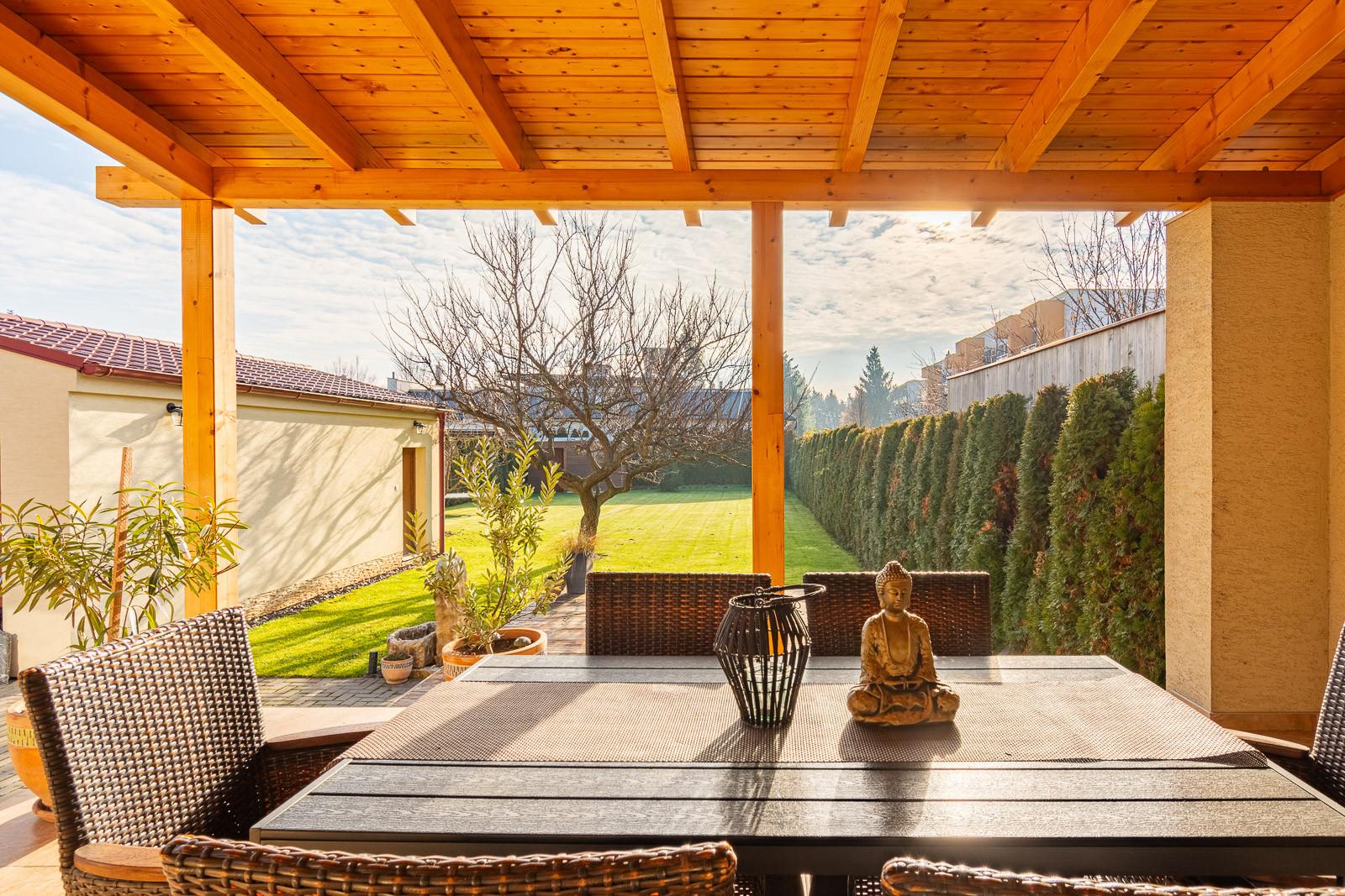 REZERVOVANÉ: Na predaj 5-izbový rodinný dom s garážou v Trnave – časť Tulipán