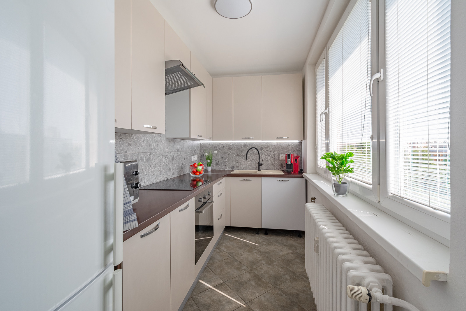 Na prenájom moderný 3 -izbový byt v Senci