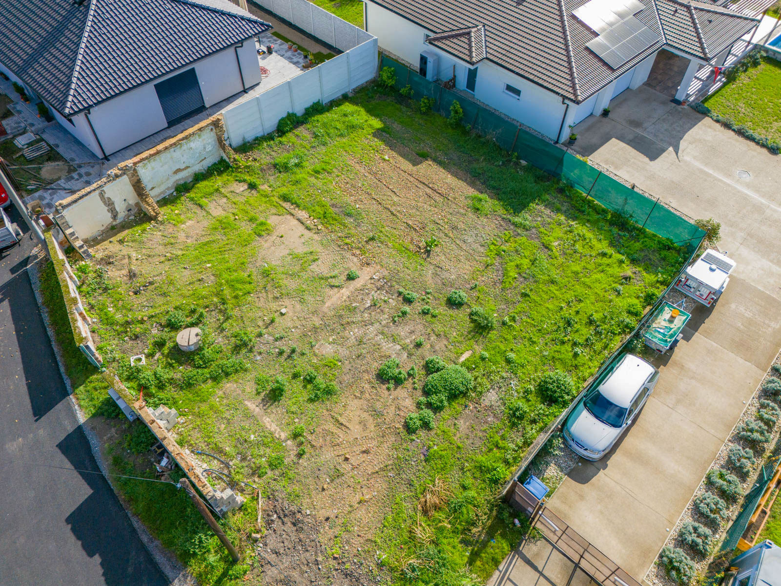 REZERVOVANÉ:Na predaj pozemok so stavebným povolením a projektom k rodinnému domu v obci Vysoká pri Morave