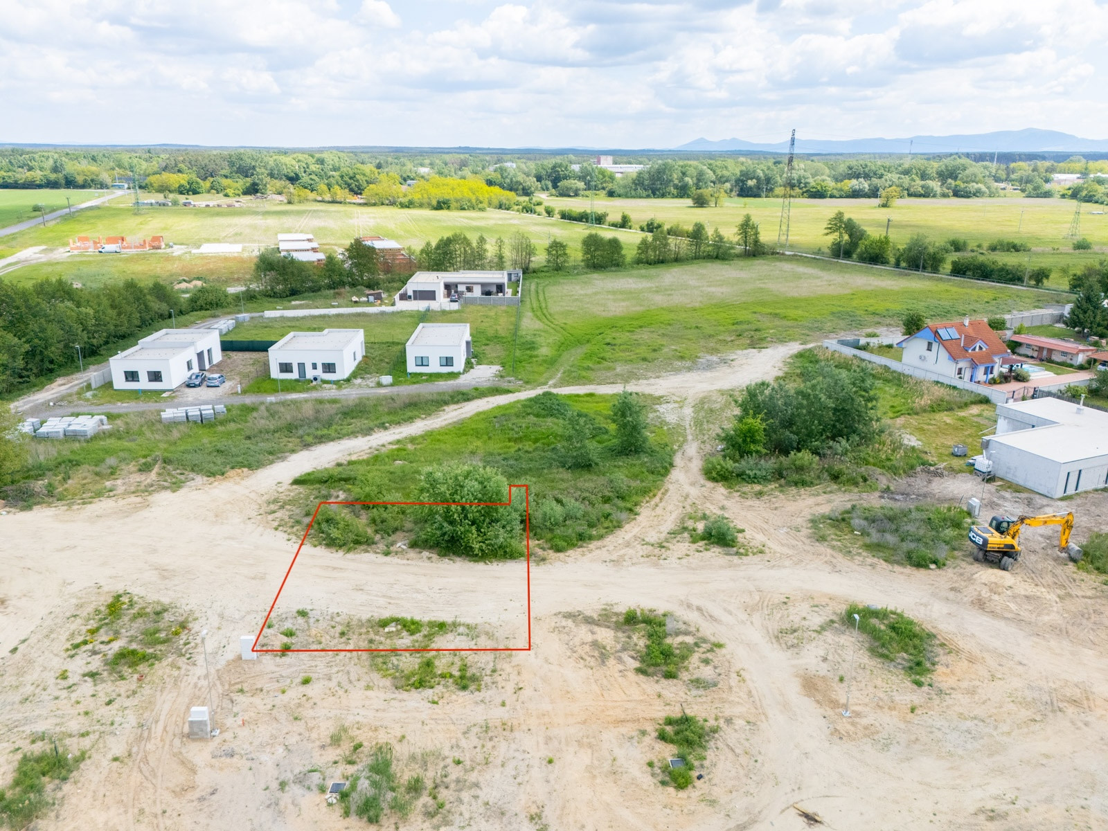 Na predaj pozemok s projektom a stavebným povolením v obci Veľké Leváre