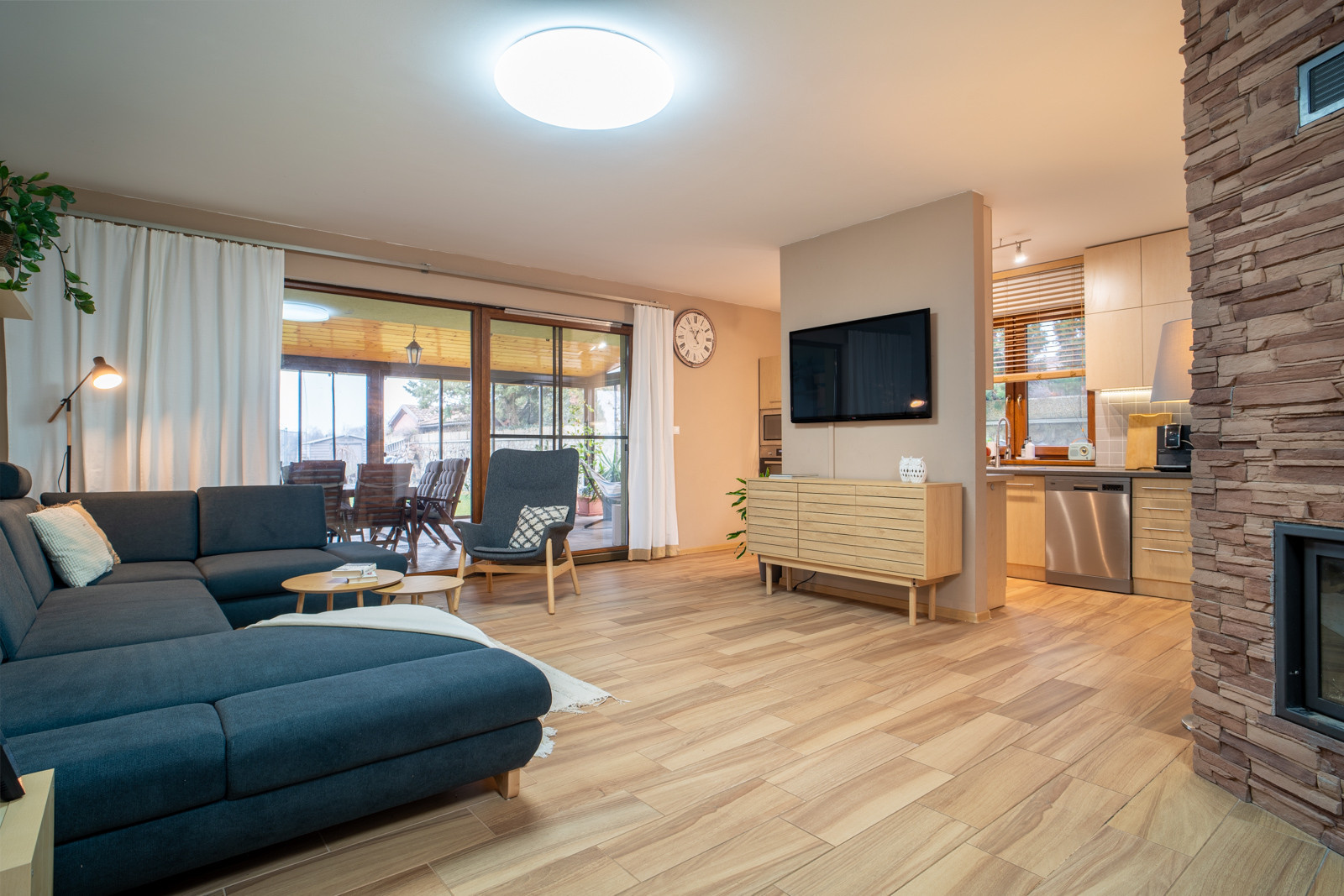 Na predaj priestranný rodinný dom v Oľdzi