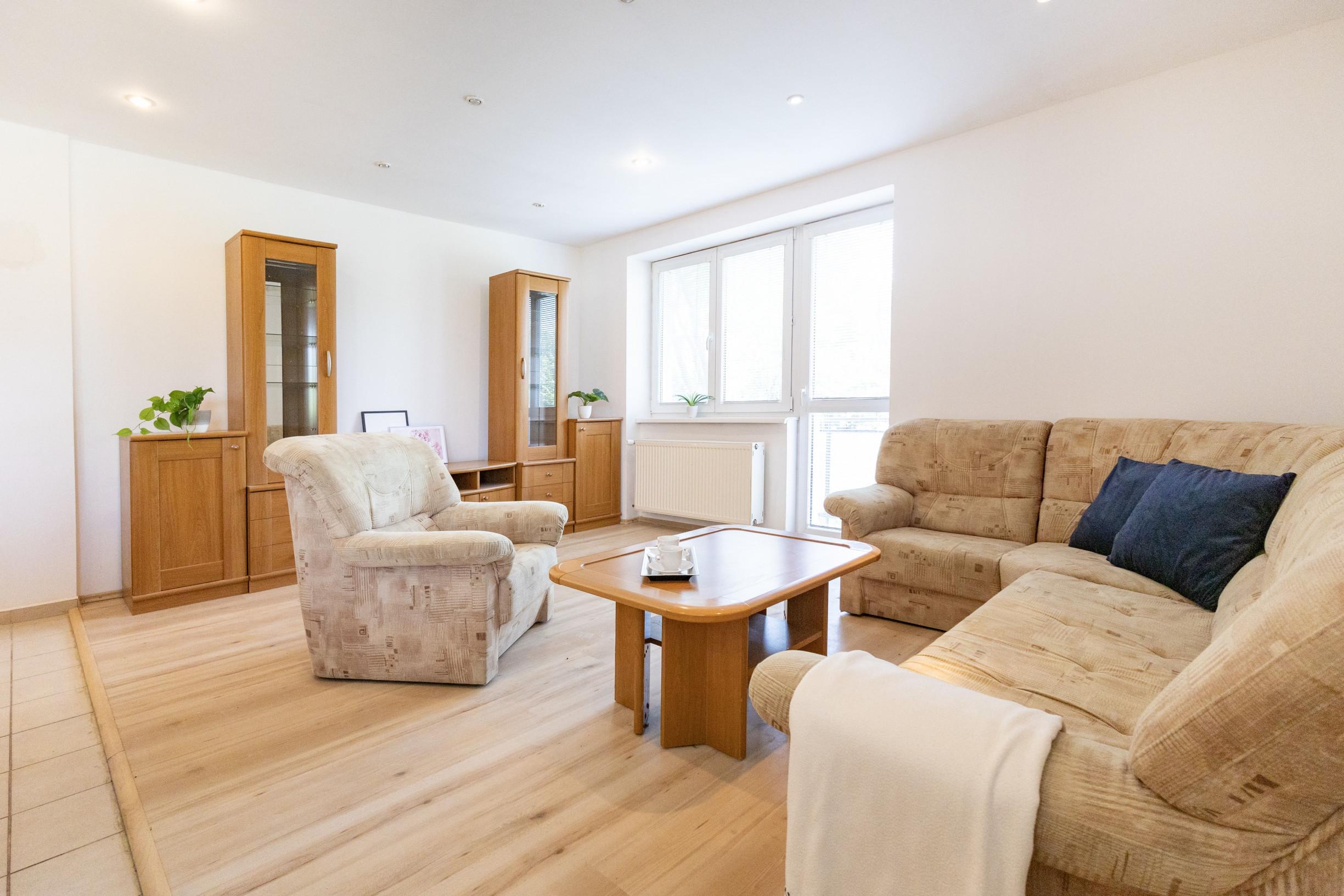 Na prenájom 3-izbový byt v Šamoríne