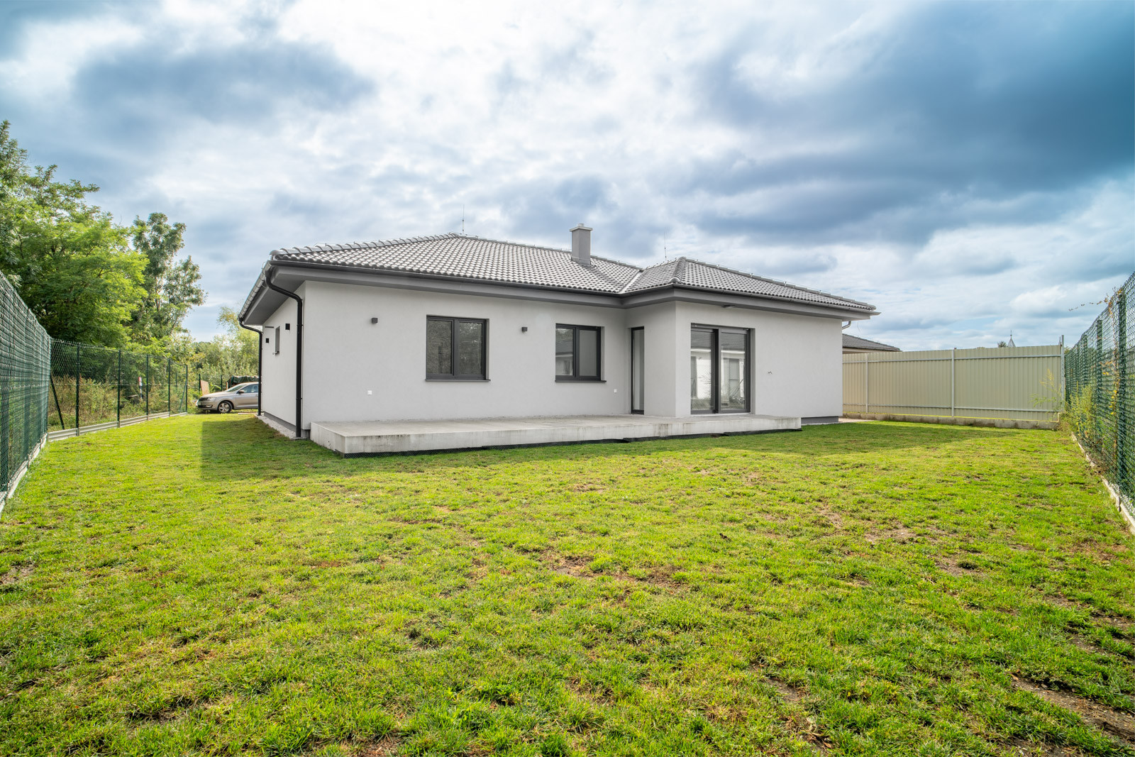 Na predaj 4-izbová novostavba s dvojgarážou v Suchohrade