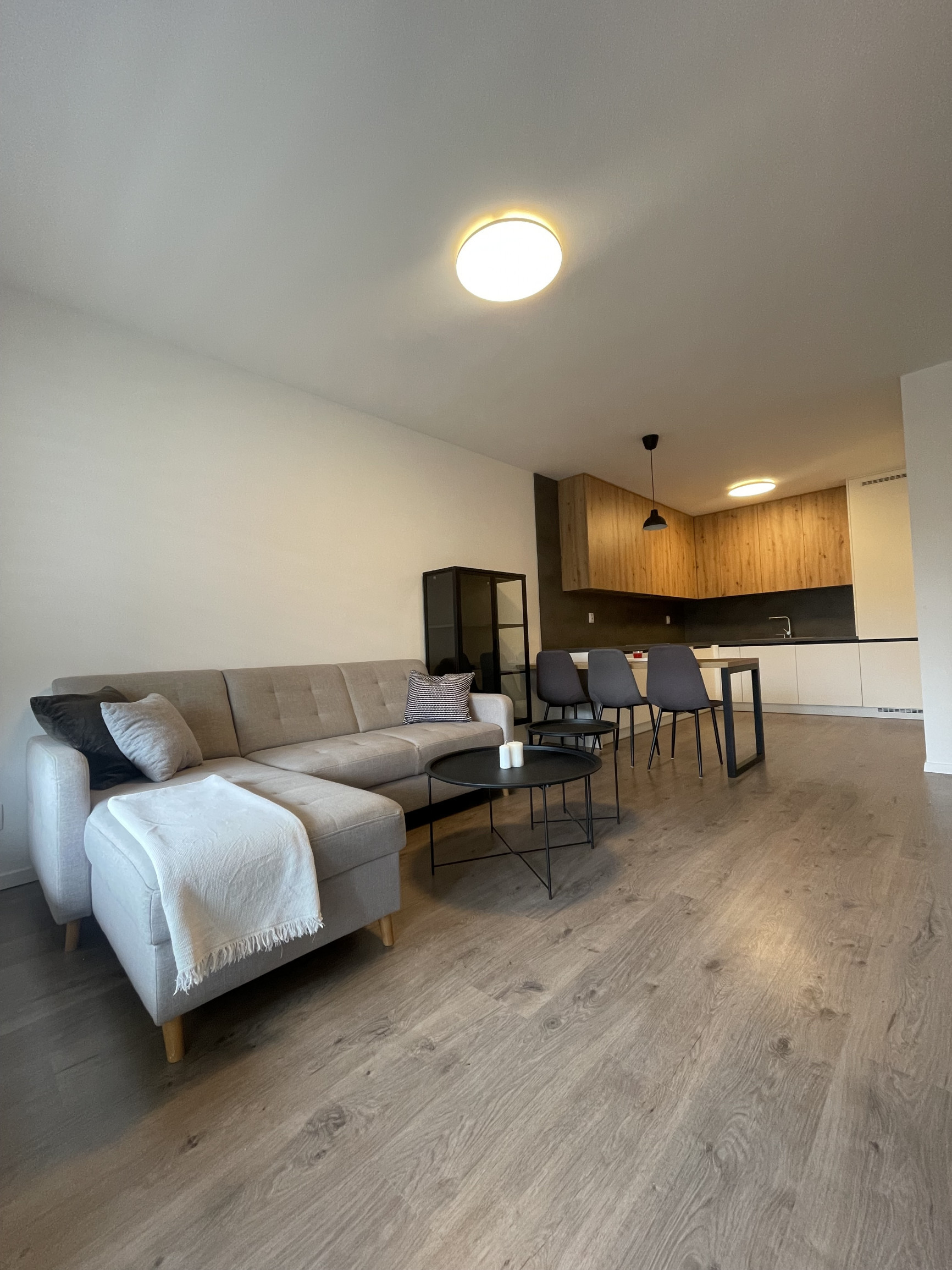 Na prenájom zariadený 2-izbový byt v Trenčíne