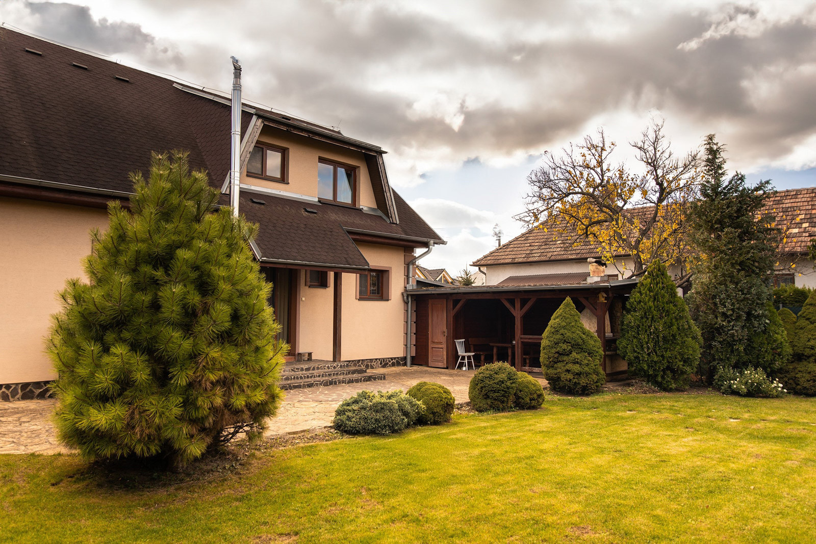 Na predaj štýlový 4-izbový rodinný dom v Trenčíne