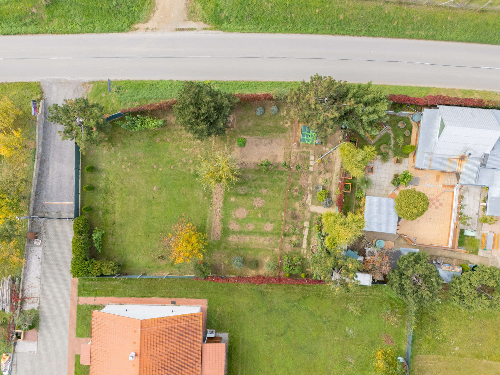 Na predaj stavebný pozemok - Pravotice 760m2