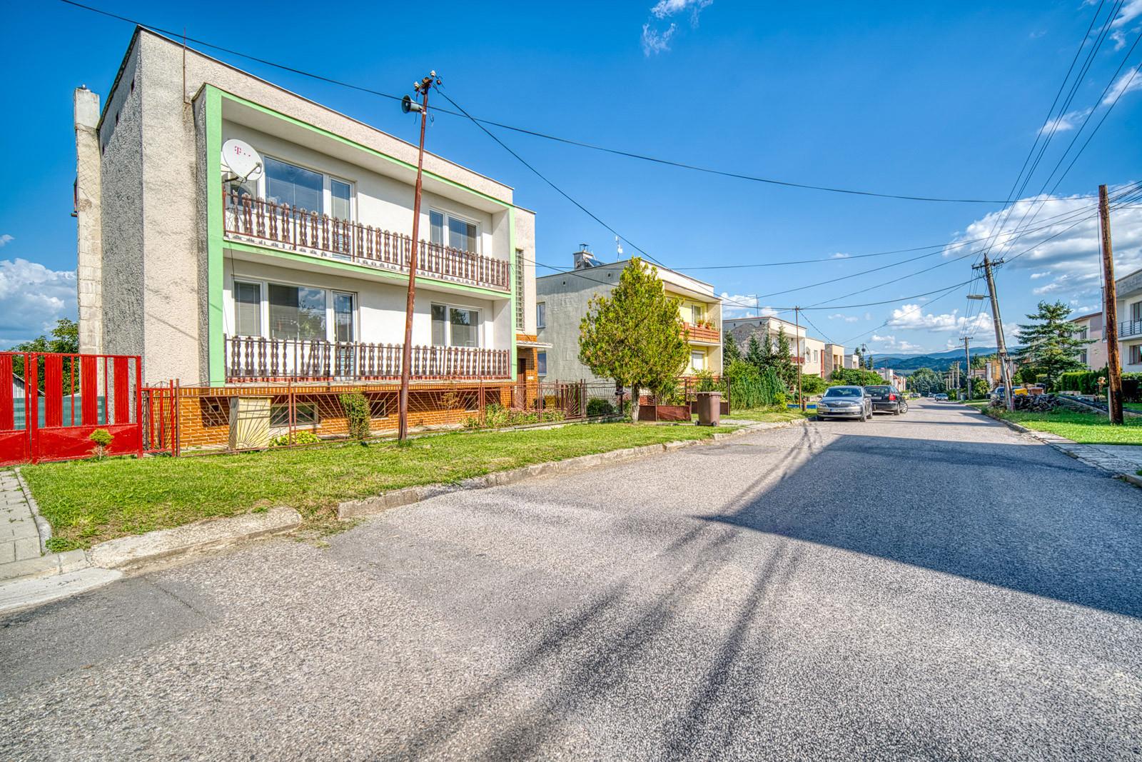 Na predaj dom s dvoma bytovými jednotkami v Lieskovci