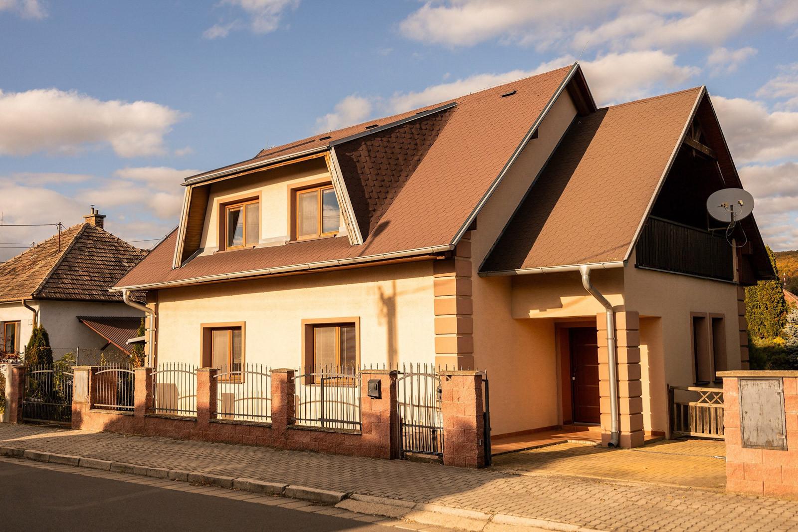 Na prenájom štýlový 4-izbový rodinný dom v Trenčíne