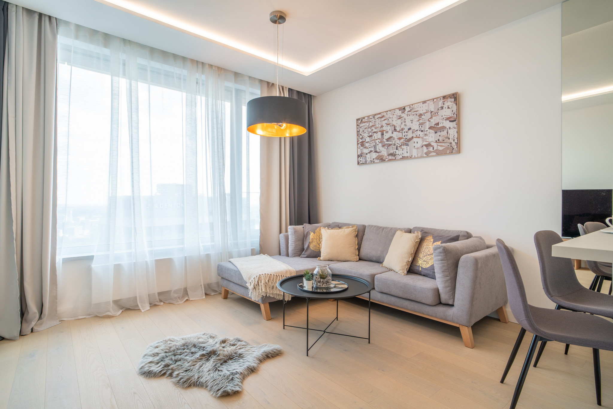 Na prenájom exkluzívny 2-izbový byt so šatníkom a panoramatickým výhľadom v projekte SKYPARK, Továrenská ulica