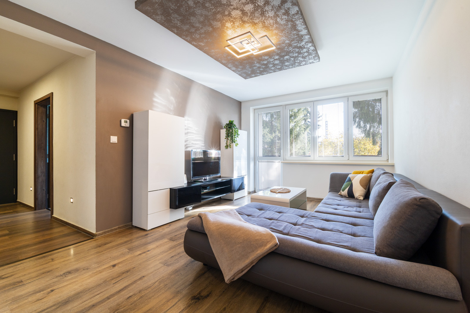 Na predaj zrekonštruovaný a zariadený 3-izbový byt v Trenčíne