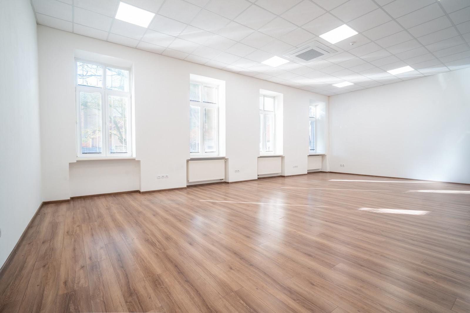 Na prenájom obchodný priestor v lokalite Šaľa-Veča