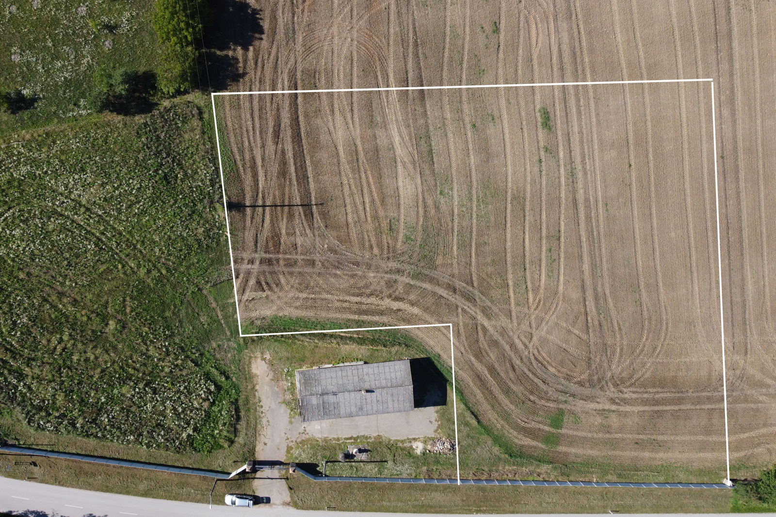 Na predaj investičný pozemok v obci Čechy