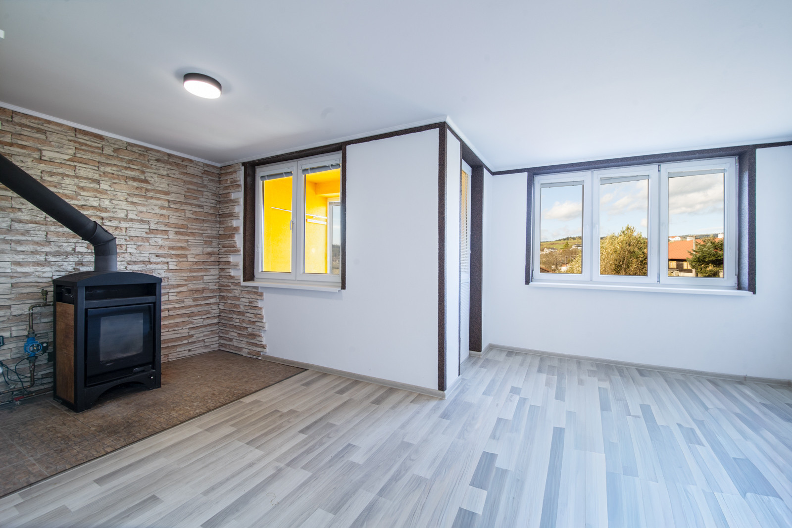 Na predaj priestranný 3-izbový byt v Zákamennom