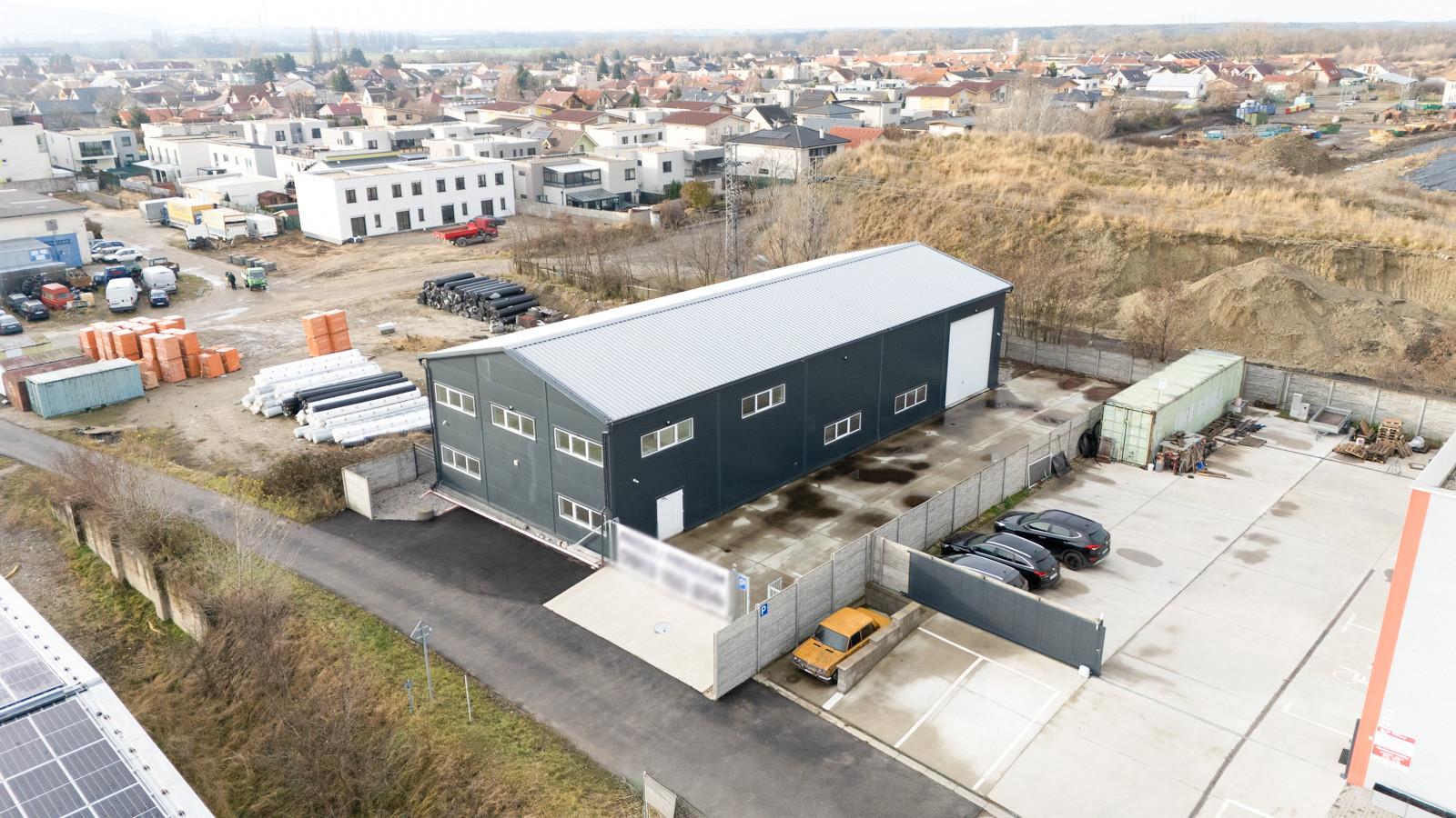 Na prenájom administratívny a obchodný priestor v Stupave