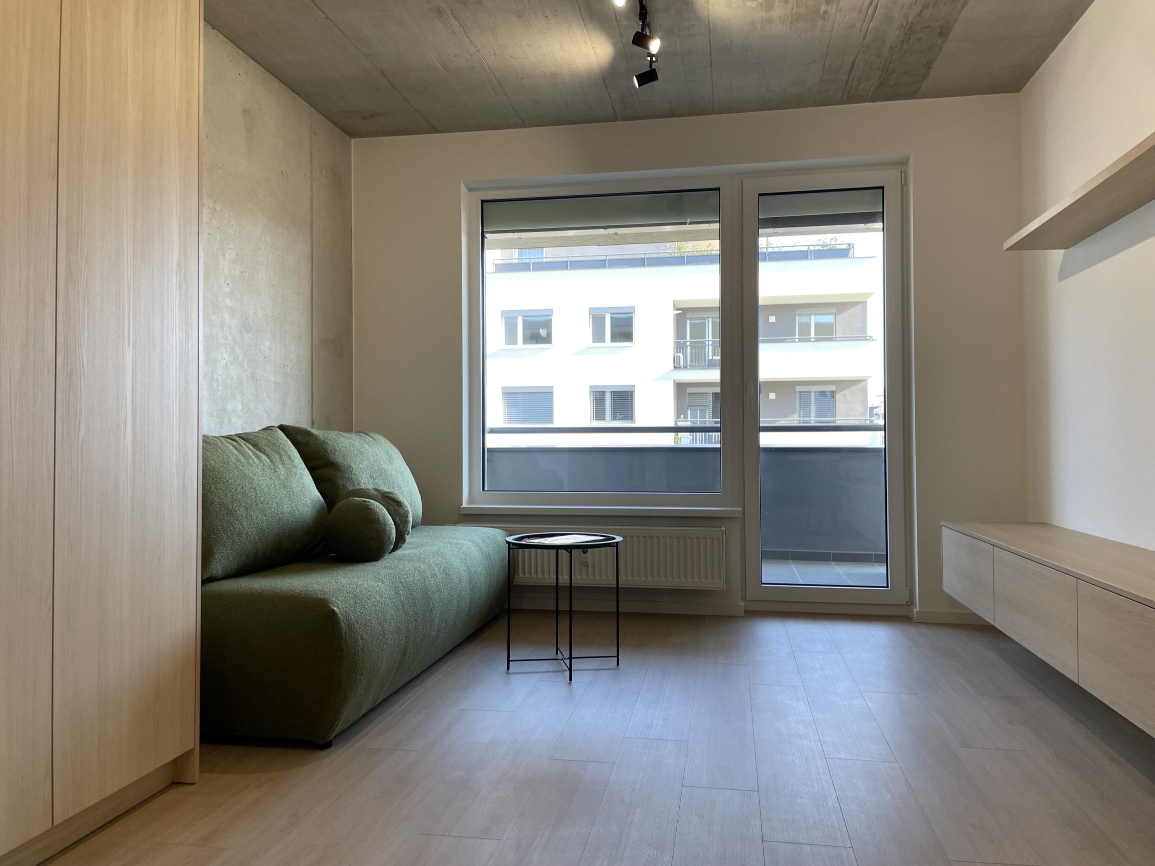 Na prenájom 1-izbový byt v Trenčíne na ulici Halalovka