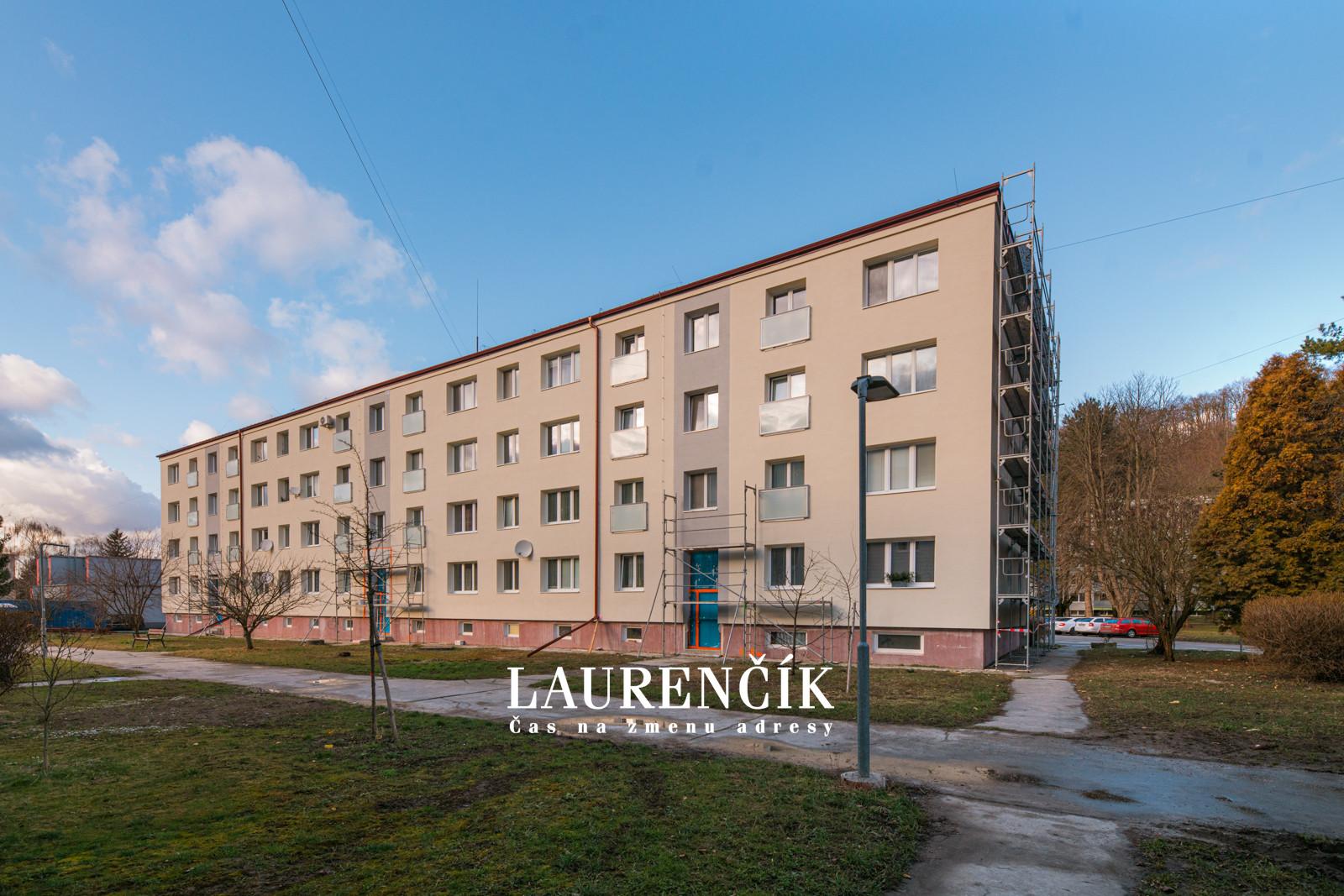 REZERVOVANÉ | 1-izbový byt v Trenčianskych Tepliciach s investičným potenciálom