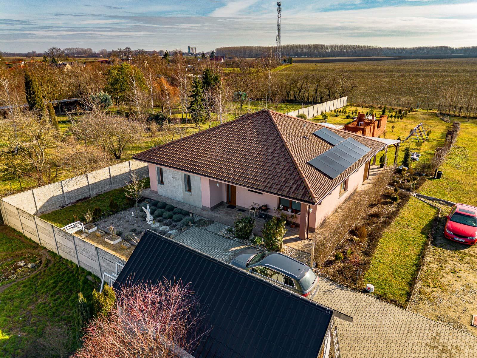 Na predaj rodinný dom s možnosťou ďalšej výstavby v Macove