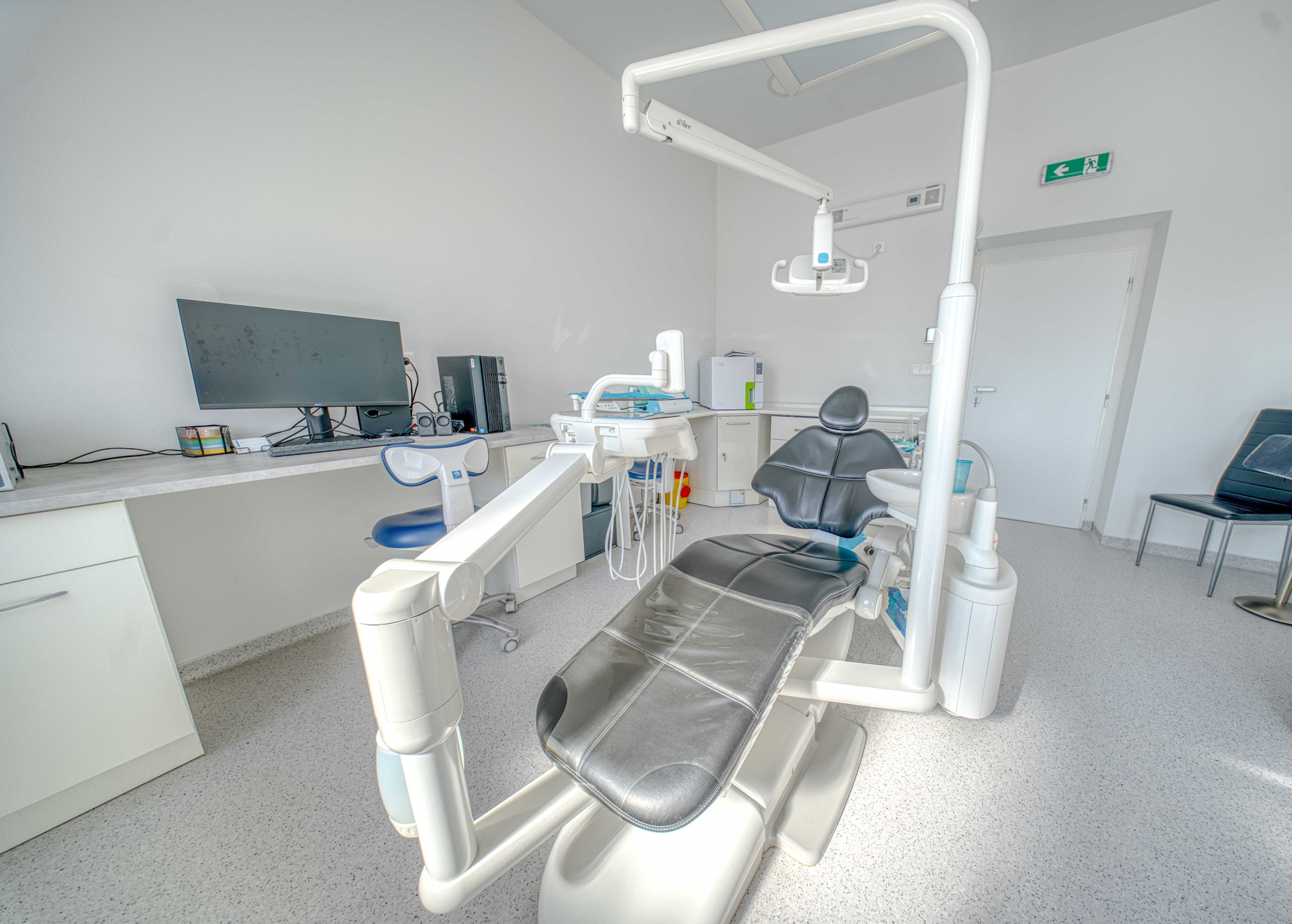 Zubná ambulancia pripravená na okamžité prevádzkovanie v Pobedime