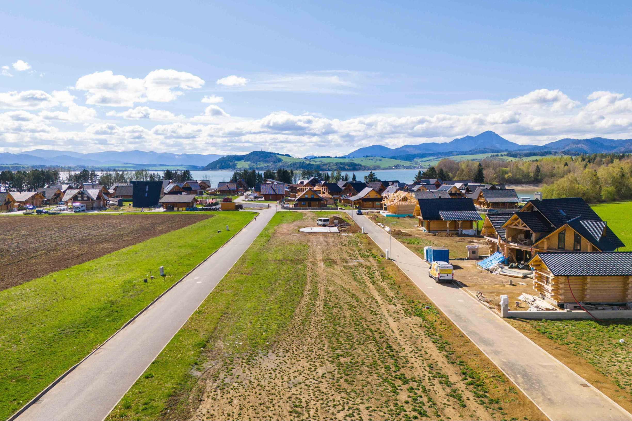 Na predaj stavebný pozemok pri Liptovskej Mare