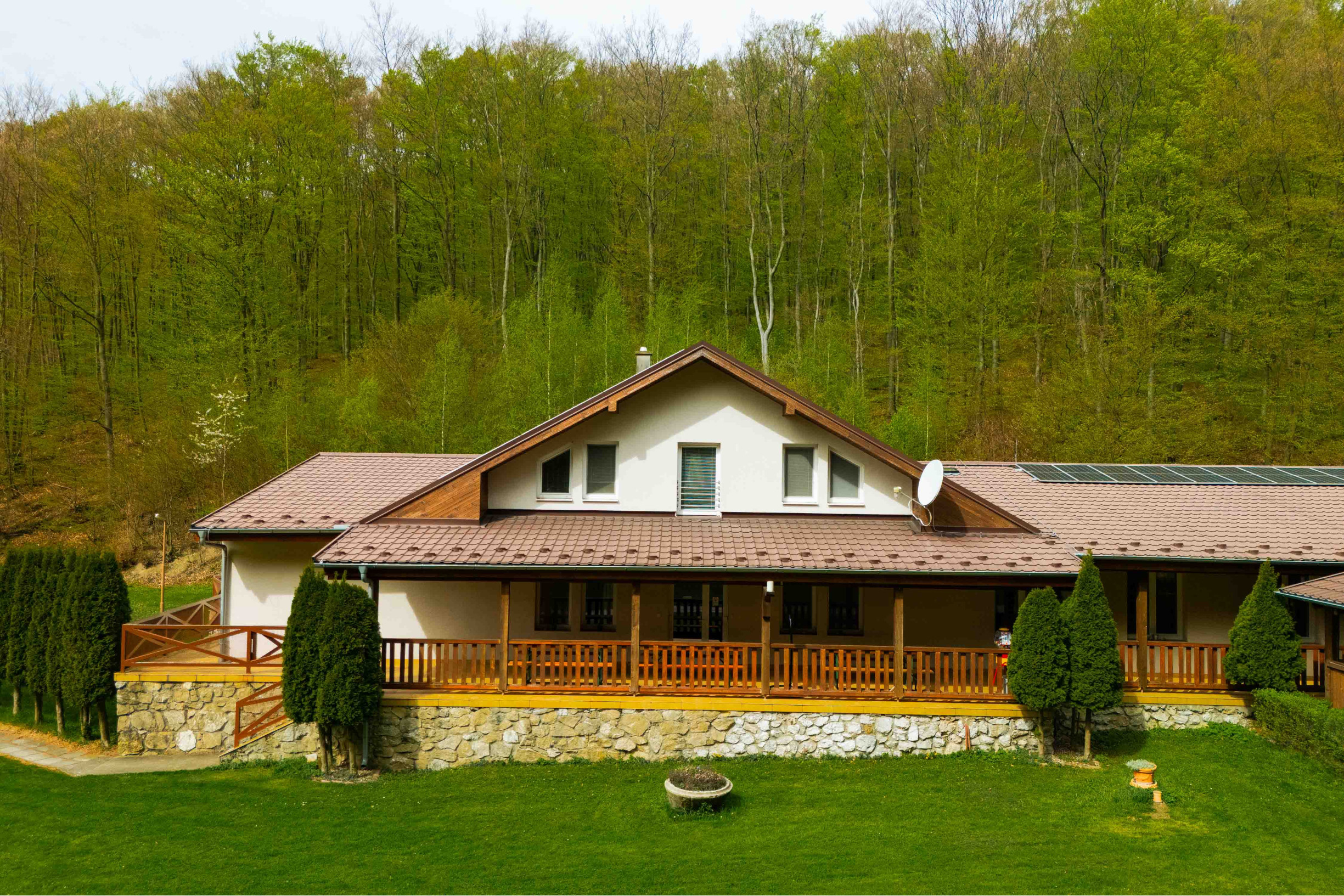 Na predaj rekreačný rezort v chránenej oblasti Bielych Karpát