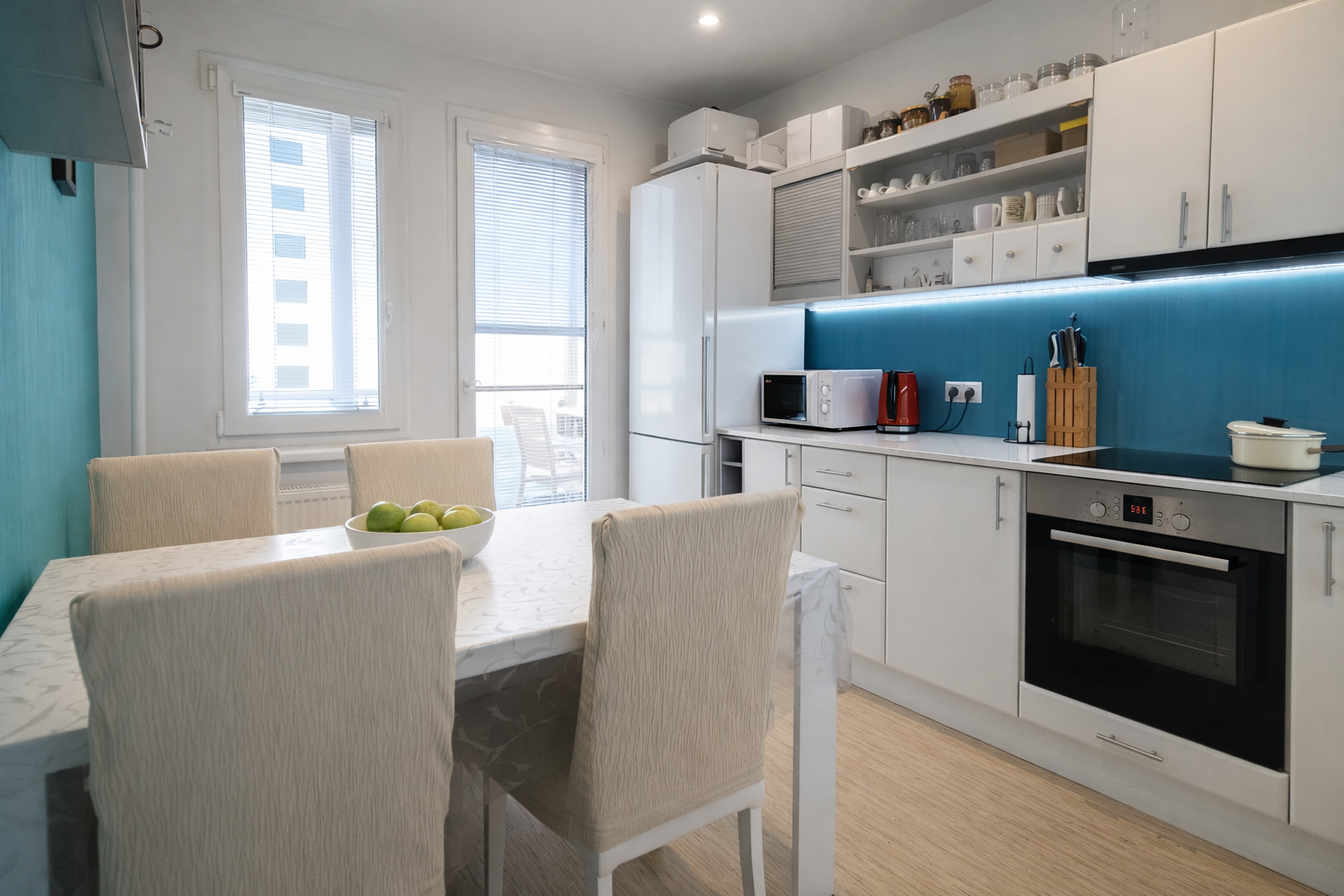 Na predaj kompletne zariadený 3-izbový byt v Bánovciach nad Bebravou