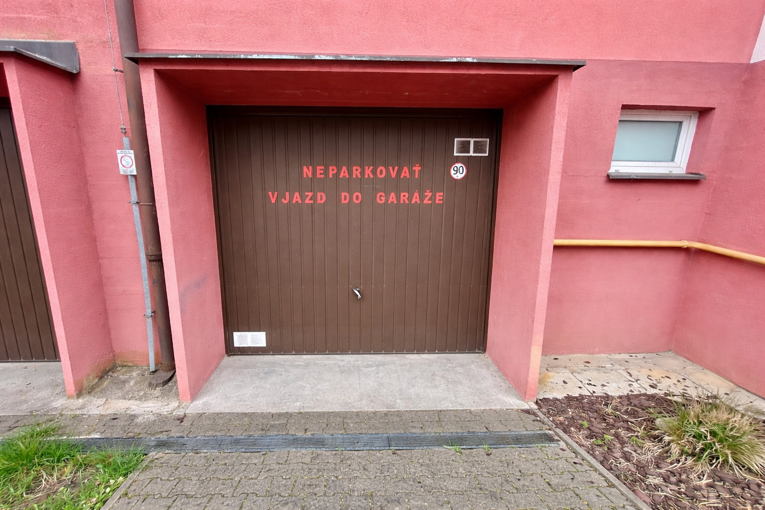 Na prenájom garáž v lokalite Žilina – Hájik