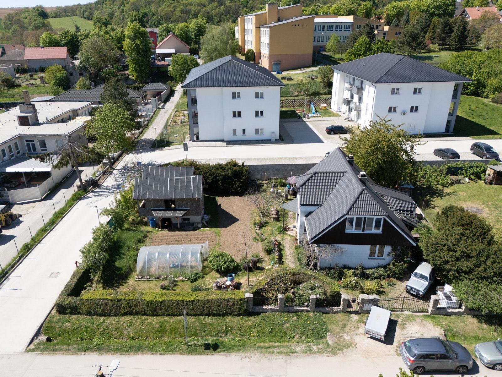 Na predaj čiastočne zariadený dom v obci Horné Otrokovce