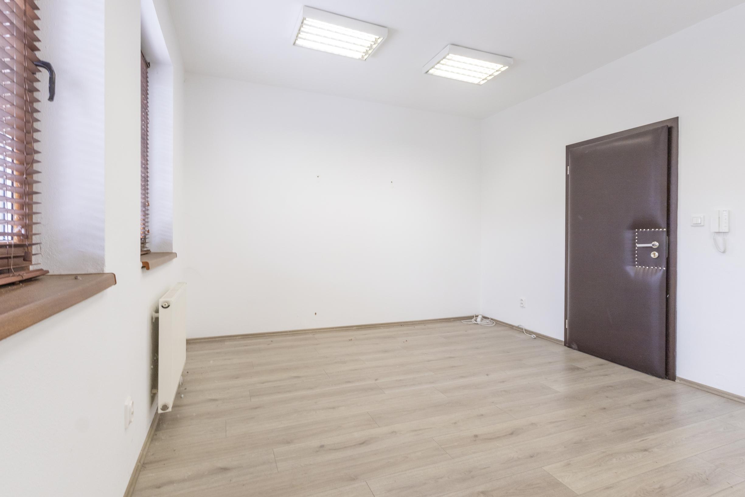 Na prenájom kancelária v širšom centre mesta Šamorín