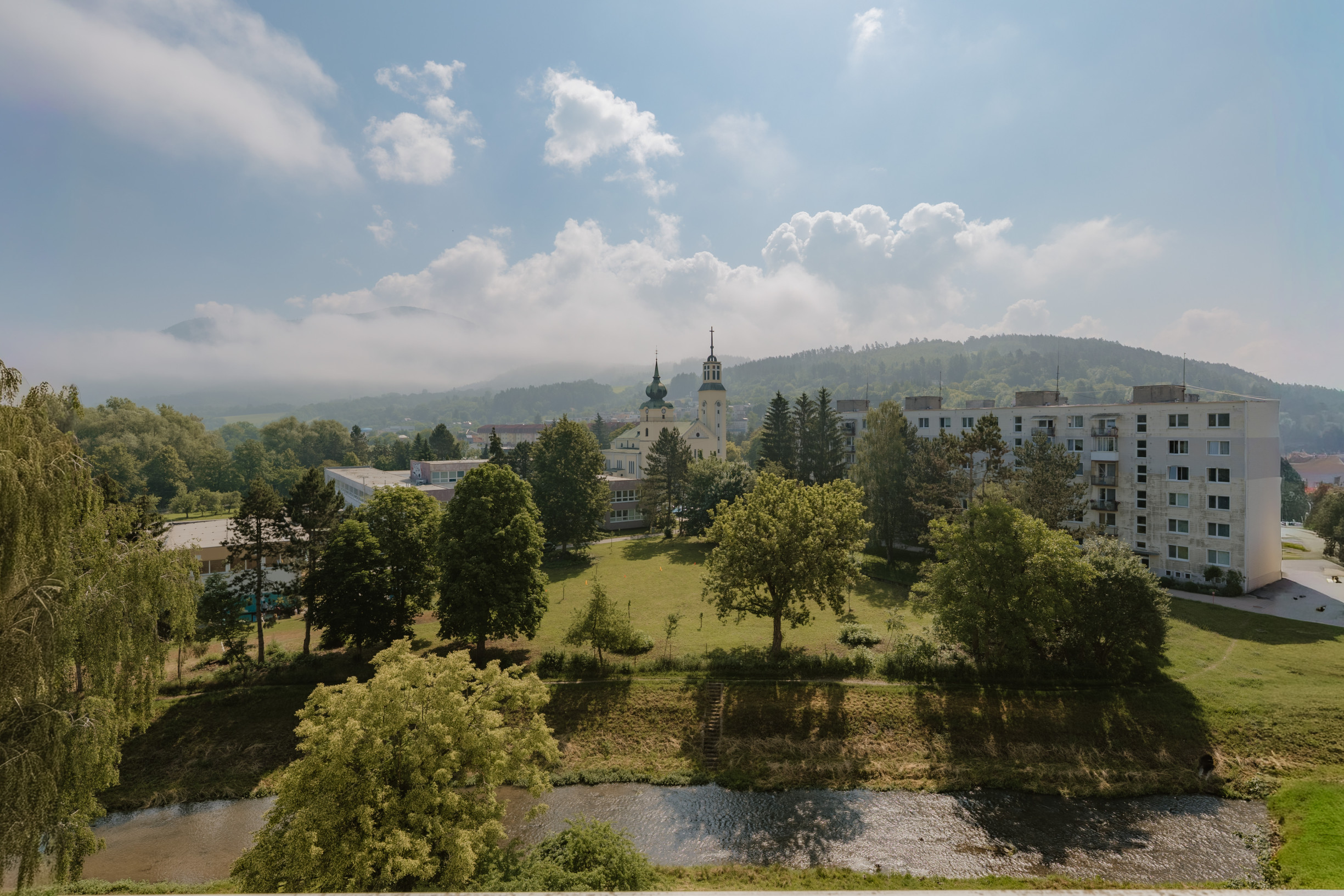 Na predaj 2-izbový byt s panoramatickým výhľadom | Možnosť 3 izieb v Považskej Bystrici