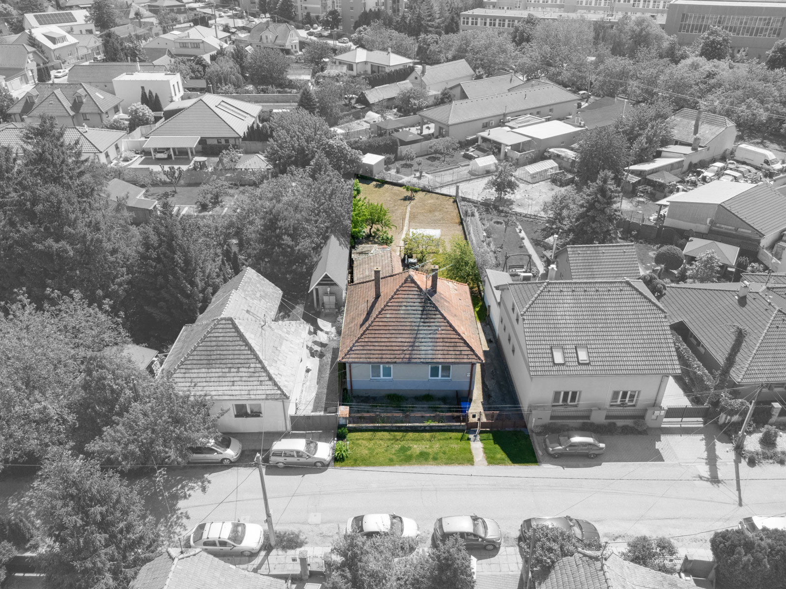 Na predaj 3-izbový tehlový dom s možnosťou nadstavby v Šamoríne